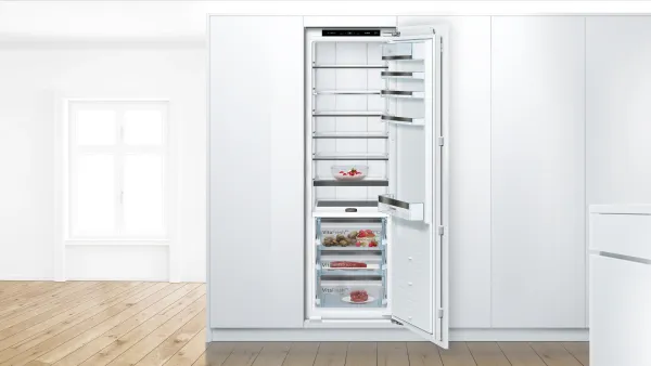 BOSCH KIF81SDE0 Serie 8, Einbau-Kühlschrank, 177.2 x 55.8 cm, Flachscharnier mit Softeinzug